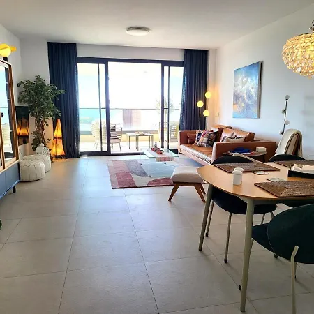 The Blue In Mesas, Appartement