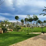The Blue In Mesas, Apartment *