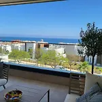 The Blue In Mesas, Apartment